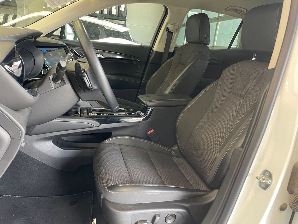 Used 2021 Buick Envision Preferred FWD image 10