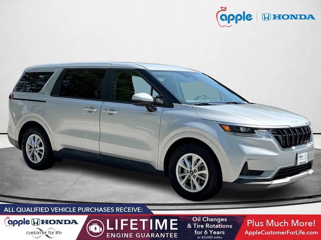 Used 2023 Kia Carnival LX FWD video 1