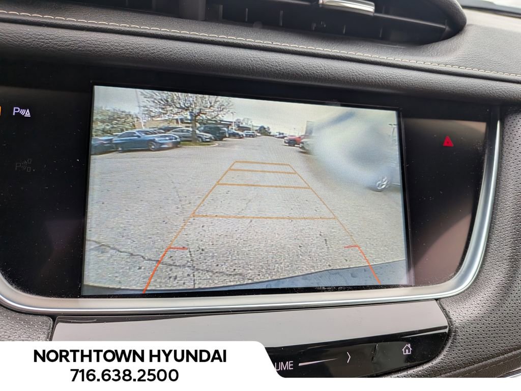 Used 2018 Cadillac XT5 Luxury w/ Driver Awareness Package AWD/4WD image 19