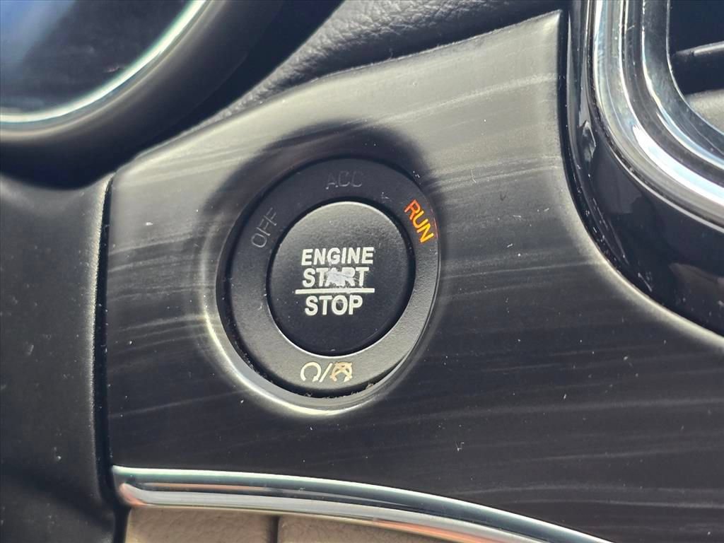 Used 2020 Jeep Grand Cherokee Limited RWD image 17