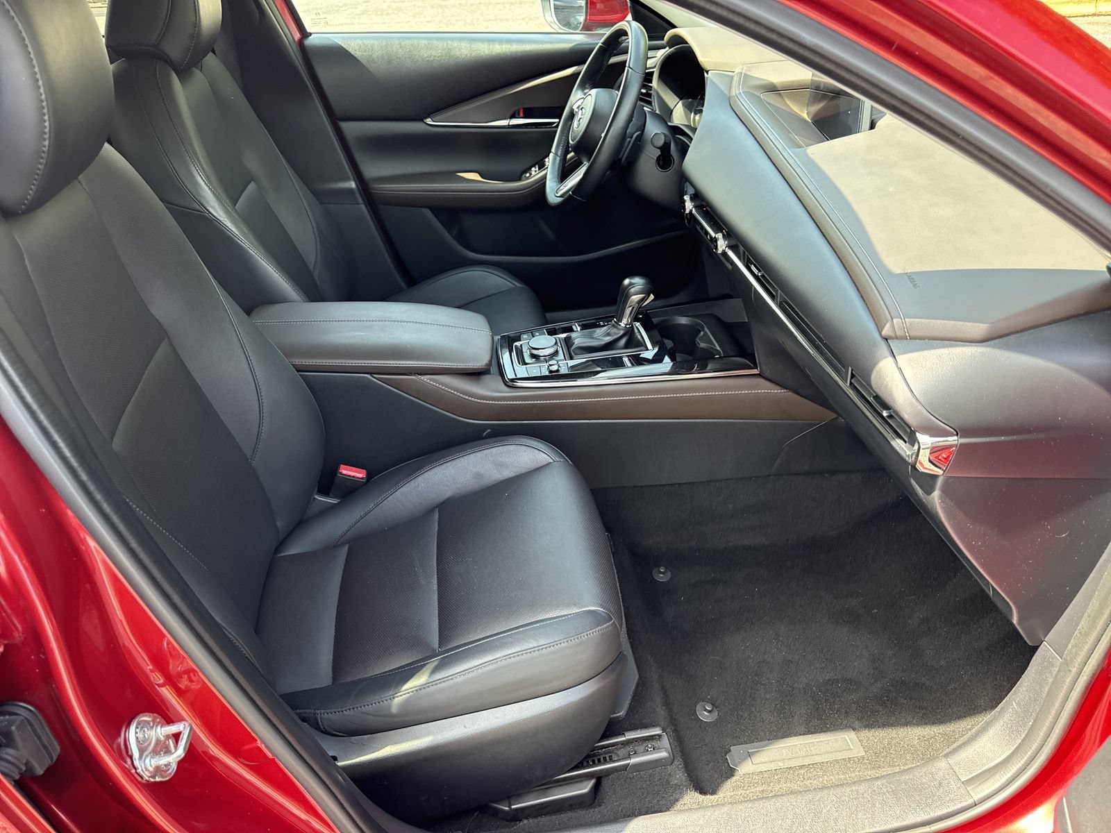Used 2023 MAZDA CX-30 AWD 2.5 S w/ Premium Package image 32
