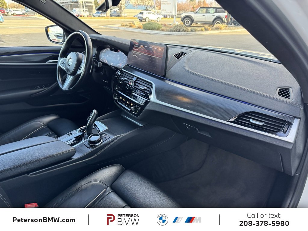 Used 2023 BMW M550i xDrive w/ Executive Package image 18