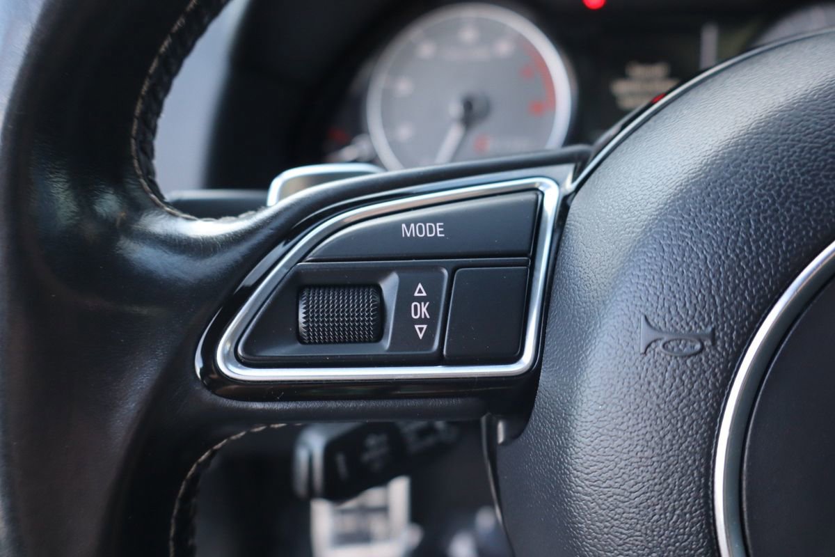 Used 2016 Audi SQ5 Premium Plus w/ Technology Package image 12