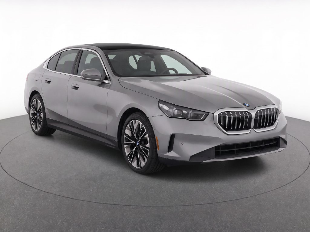 Certified 2026 BMW 530i RWD image 36