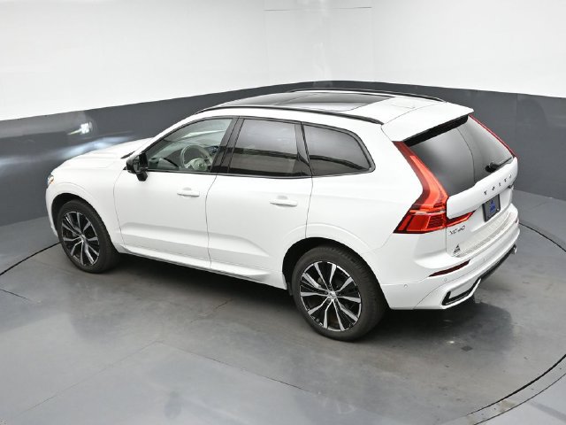 Used 2024 Volvo XC60 B5 Plus w/ Protection Package Premier AWD/4WD image 20