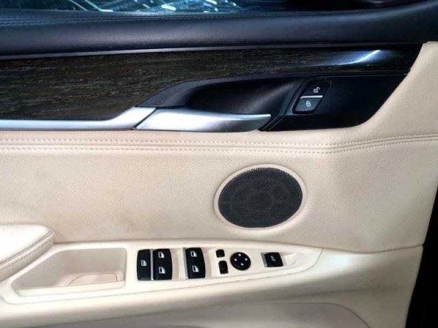 Used 2015 BMW X5 xDrive50i AWD/4WD image 22