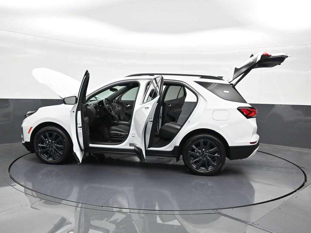 Used 2024 Chevrolet Equinox RS FWD image 33