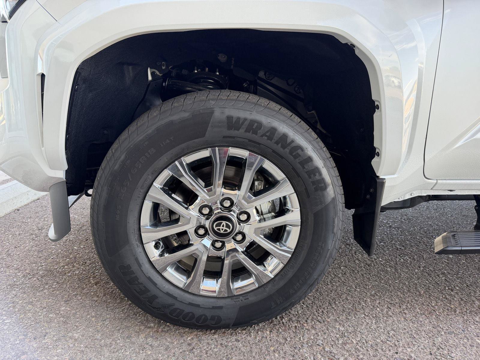 New 2026 Toyota Tacoma Limited AWD/4WD image 34