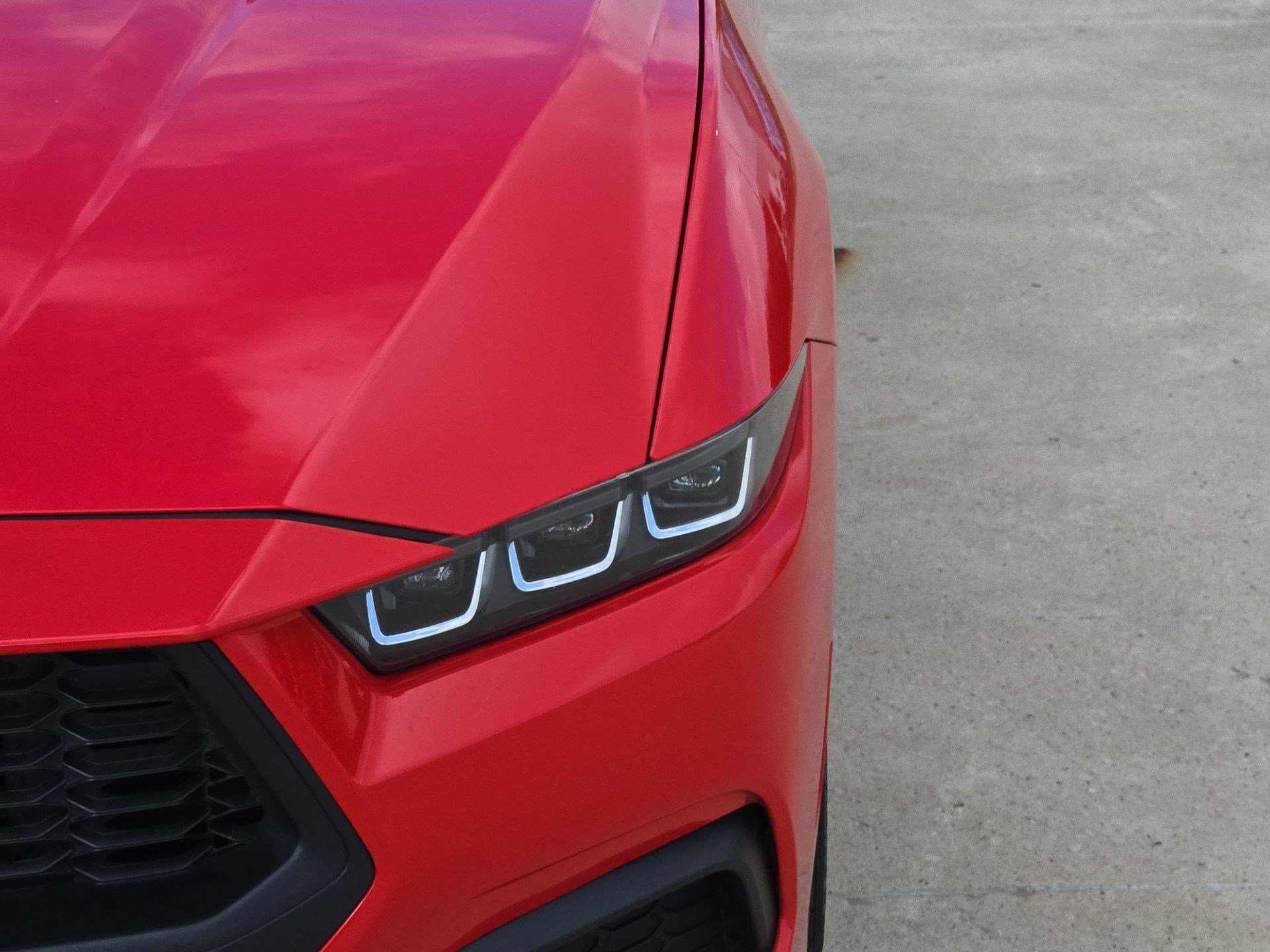 Used 2025 Ford Mustang Premium RWD image 11