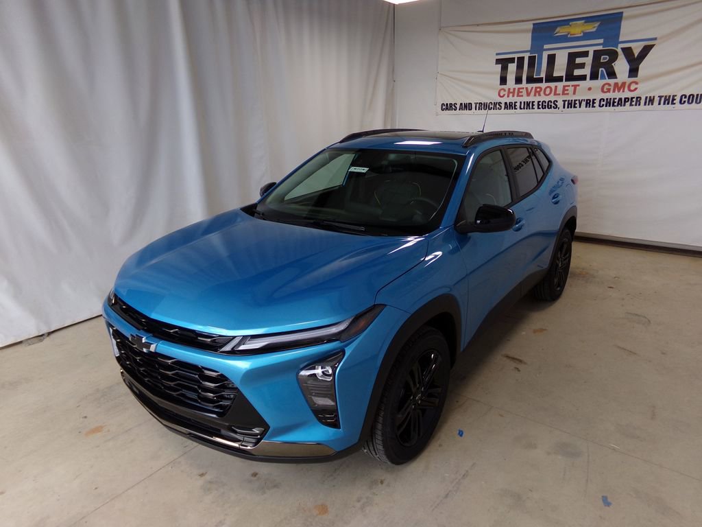 New 2025 Chevrolet Trax ACTIV w/ Sunroof Package image 3
