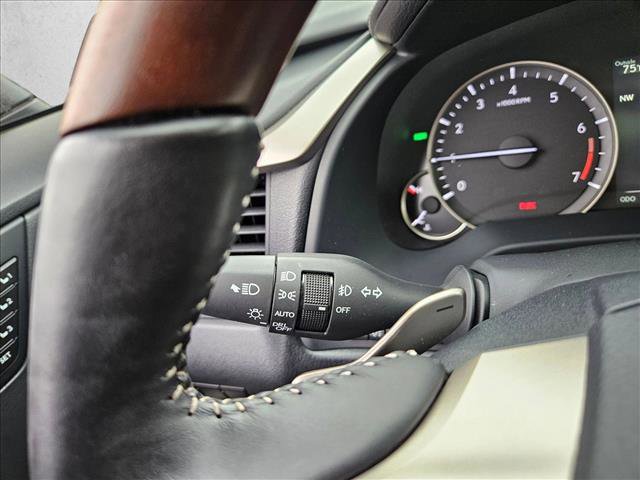 Used 2022 Lexus RX 350L FWD w/ Premium Package image 15