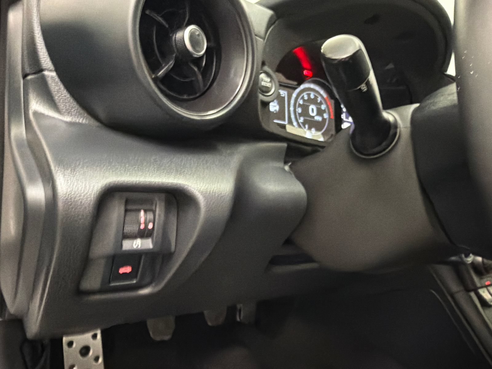 Used 2025 Toyota GR86 Premium RWD image 24
