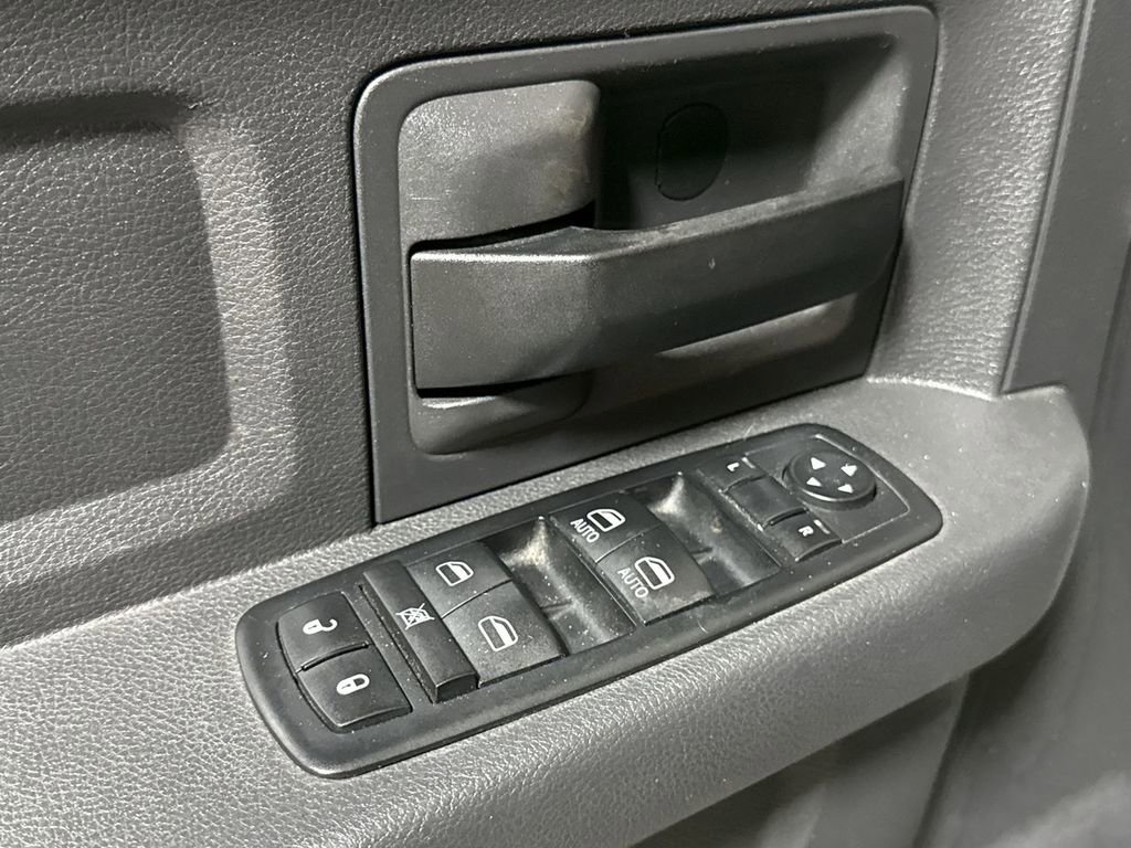 Used 2012 RAM 3500 ST w/ Chrome Appearance Group image 19