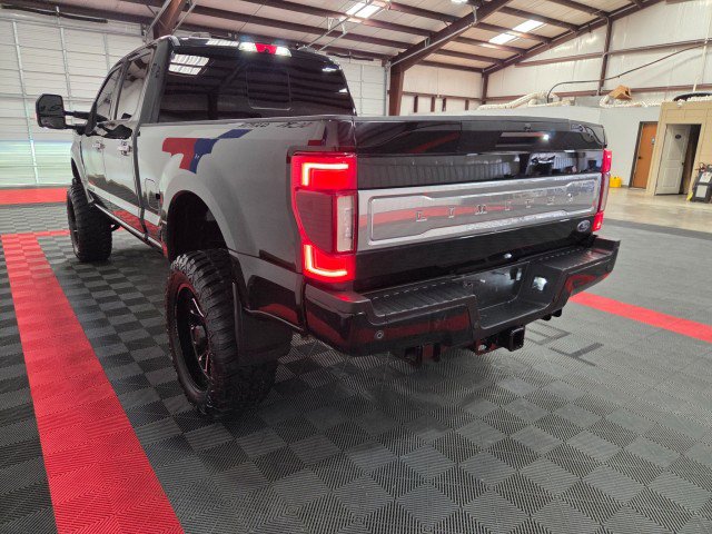 Used 2020 Ford F350 Limited image 28