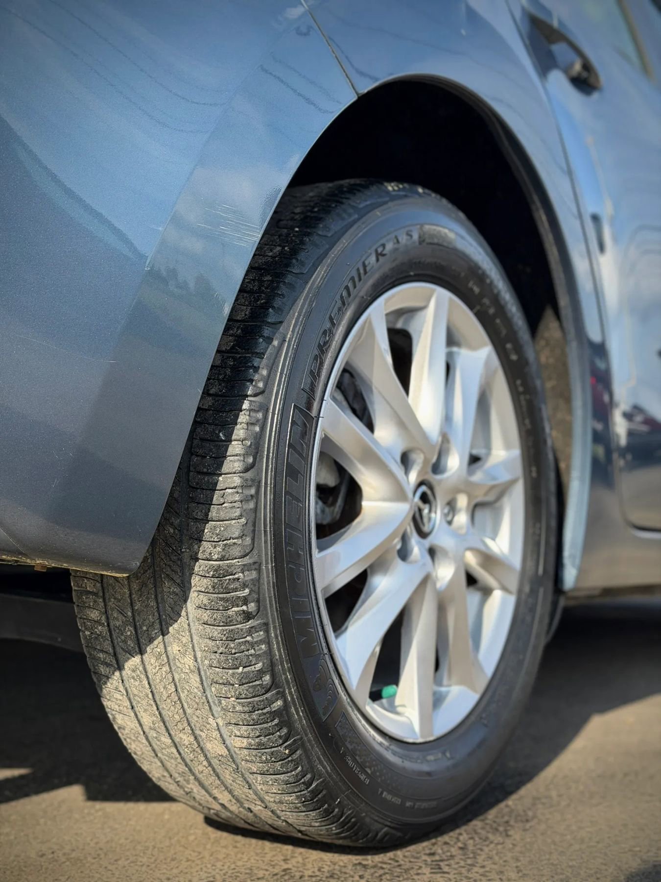 Used 2015 MAZDA MAZDA3 i Touring FWD image 24