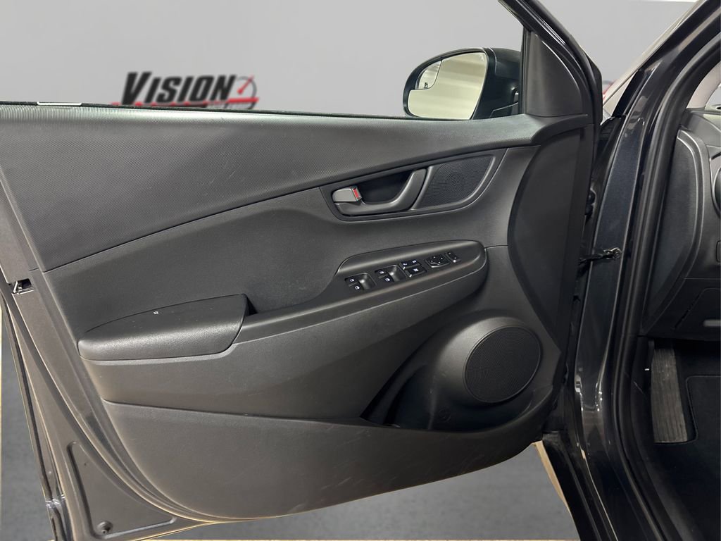 Used 2019 Hyundai Kona SE image 22