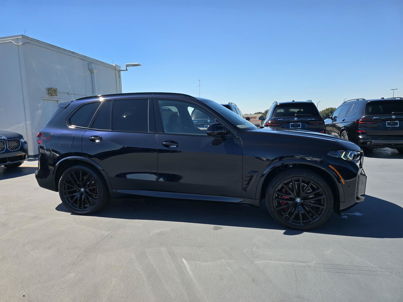 New 2026 BMW X5 xDrive40i w/ M Sport Package AWD/4WD image 29