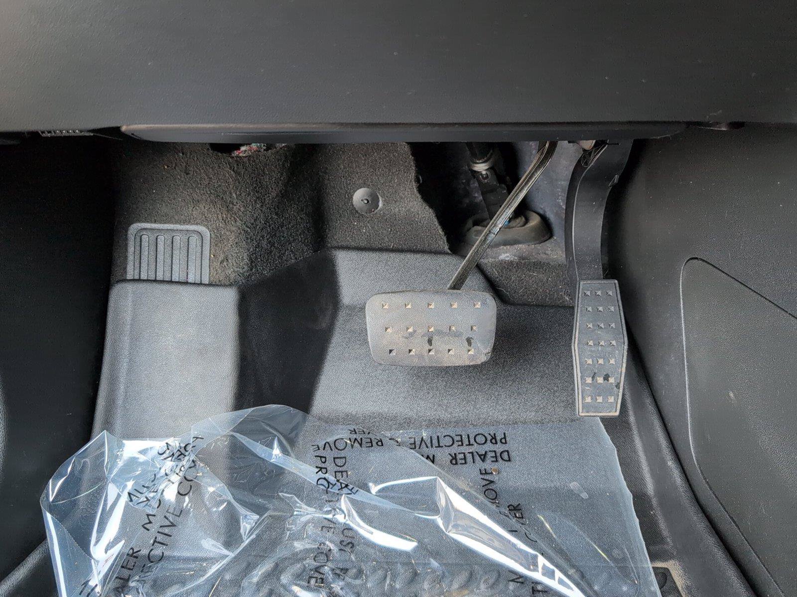 Used 2023 GMC Acadia SLT AWD/4WD image 26