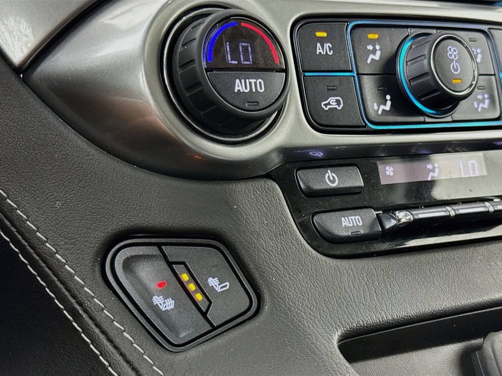 Used 2018 Chevrolet Tahoe LT w/ Luxury Package AWD/4WD image 21