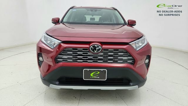 Used 2019 Toyota RAV4 Limited FWD image 2
