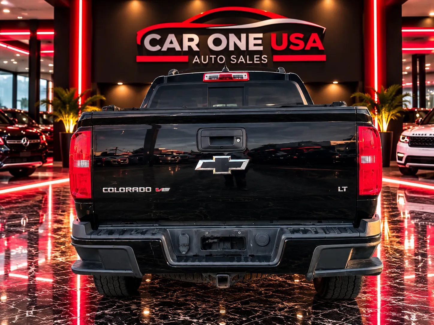Used 2017 Chevrolet Colorado LT w/ LT Convenience Package AWD/4WD image 4