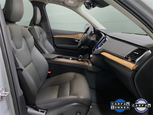 Used 2025 Volvo XC90 B6 Ultra image 26