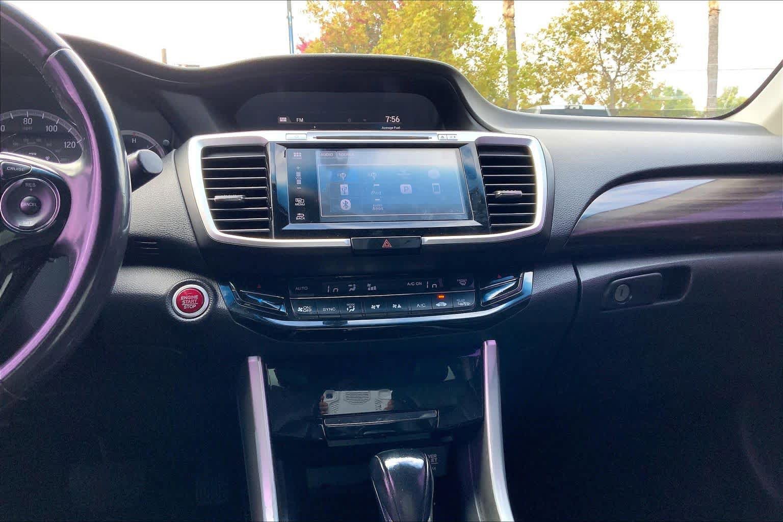 Used 2017 Honda Accord EX-L image 32