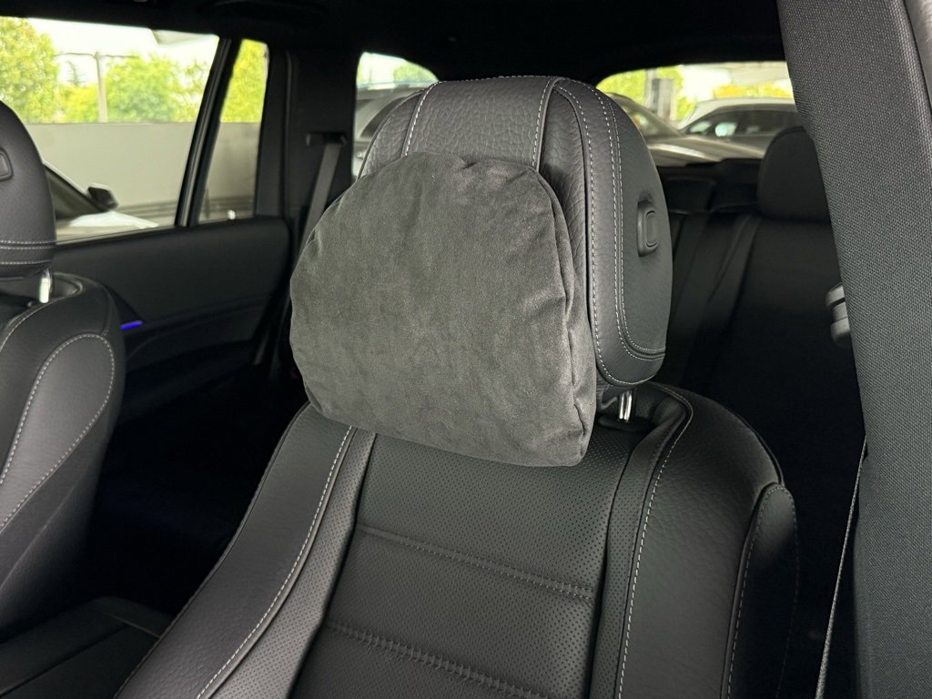 New 2026 Mercedes-Benz GLS 580 4MATIC image 6