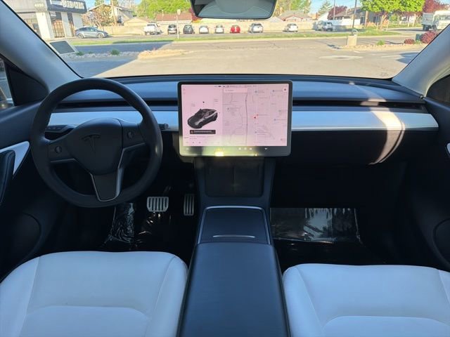 Used 2022 Tesla Model Y Performance AWD/4WD image 18