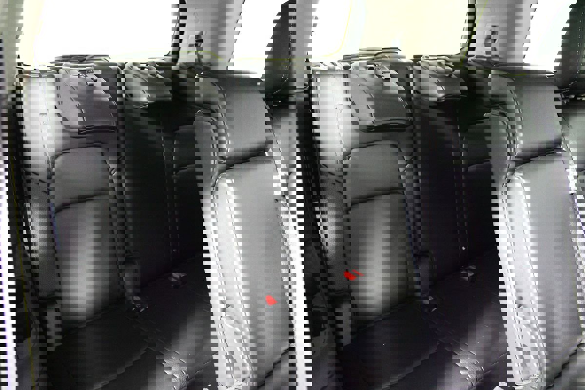 Used 2023 Nissan Pathfinder SL image 19