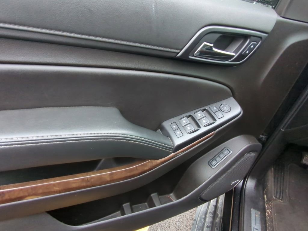 Used 2020 Chevrolet Tahoe LT AWD/4WD image 8