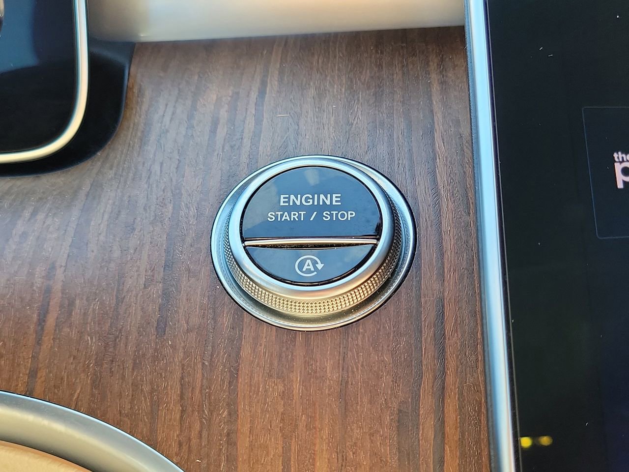 Used 2022 Mercedes-Benz C 300 Sedan image 15