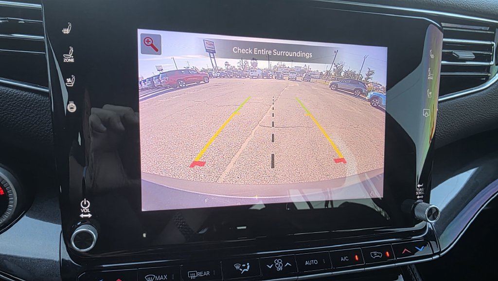 Used 2018 Jeep Wrangler Unlimited Sport AWD/4WD image 25