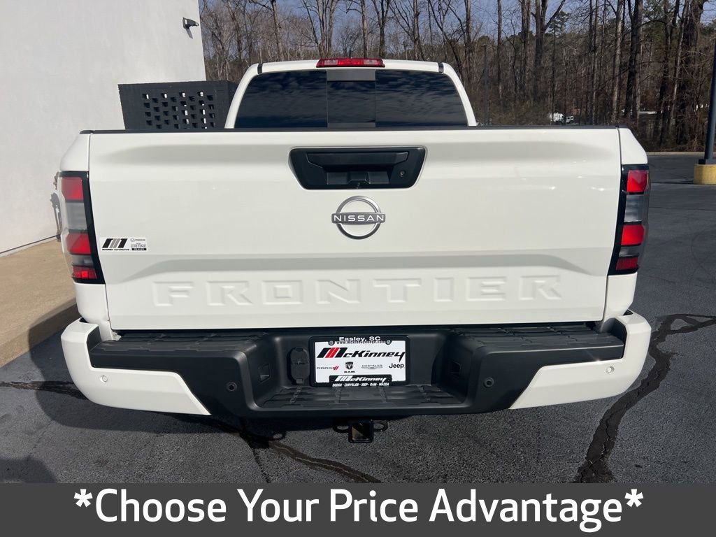 Used 2024 Nissan Frontier SV w/ SV Convenience Package image 4