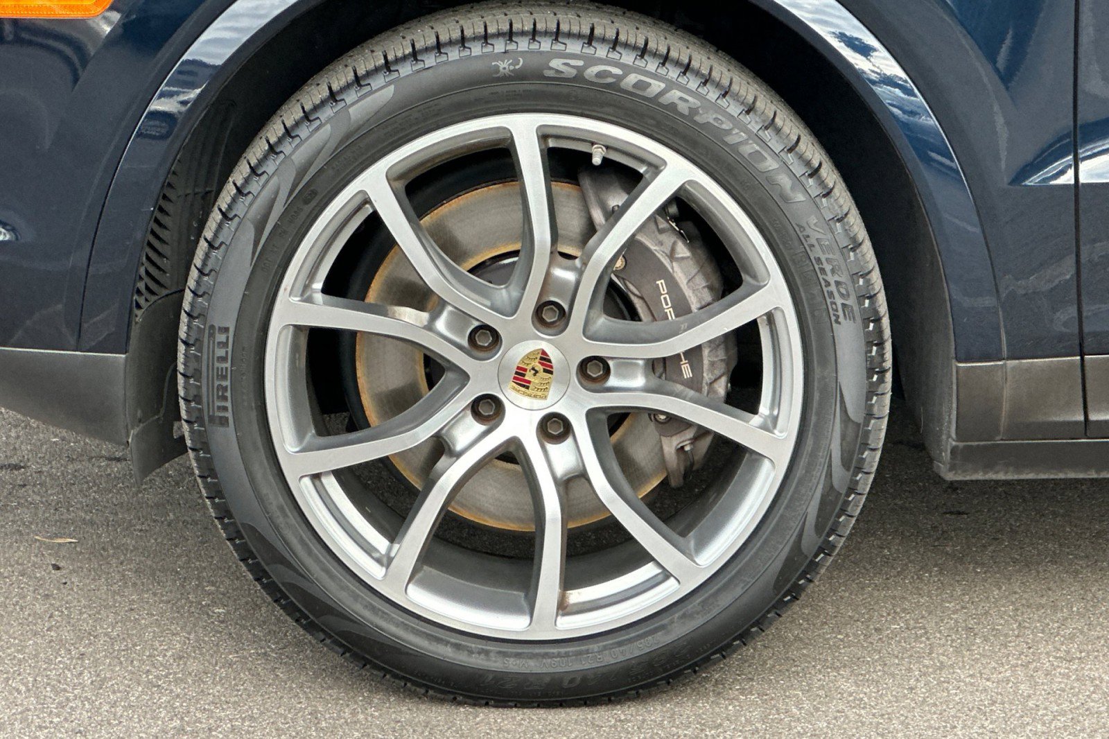 Used 2023 Porsche Cayenne image 27