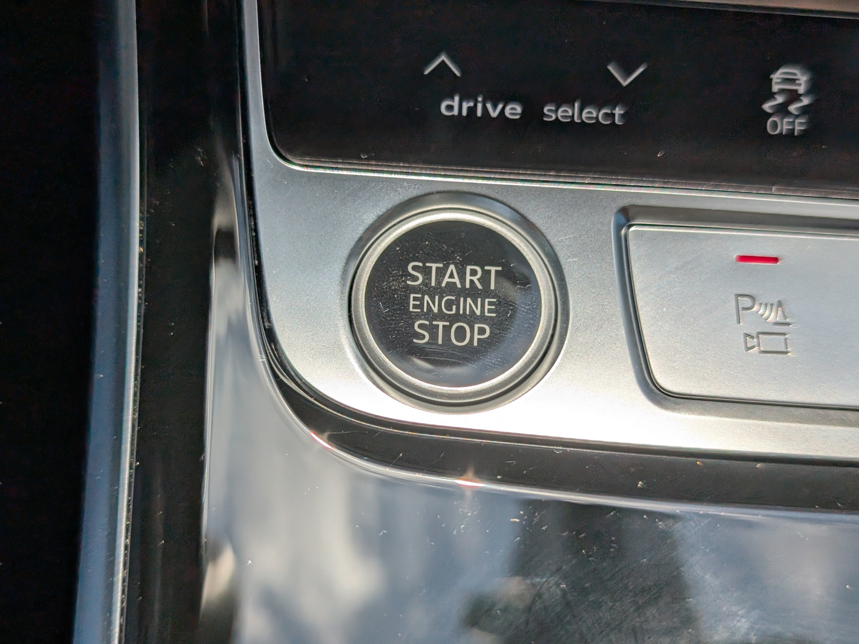 Used 2025 Audi A8 L 3.0T AWD/4WD image 24