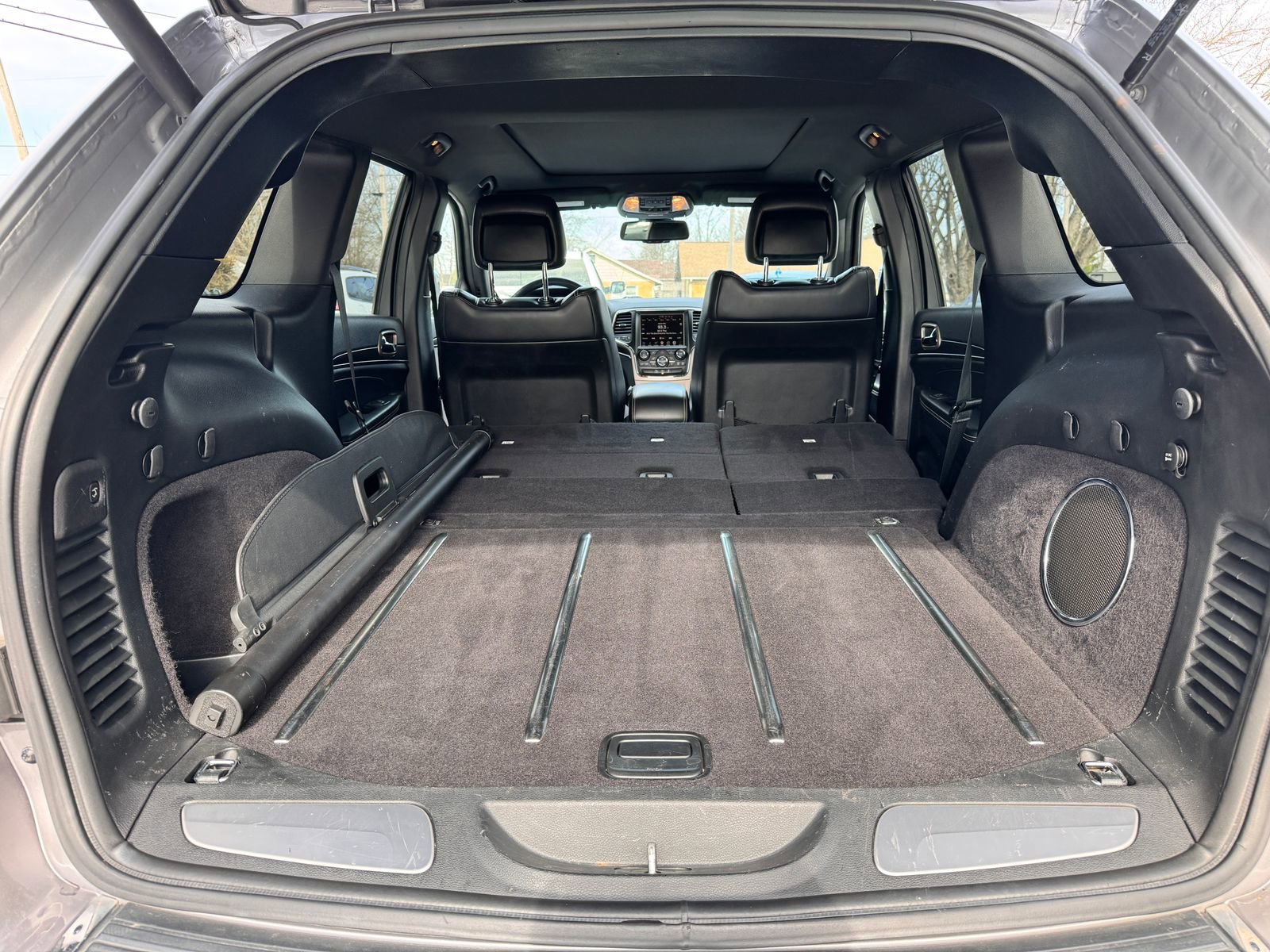 Used 2015 Jeep Grand Cherokee Limited w/ Luxury Group II image 7