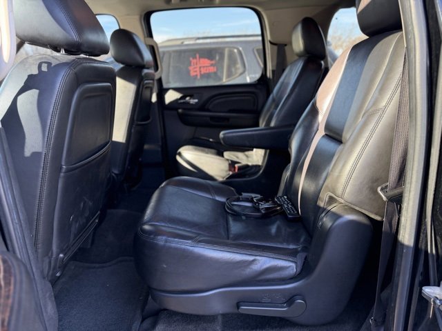 Used 2011 GMC Yukon XL Denali image 9
