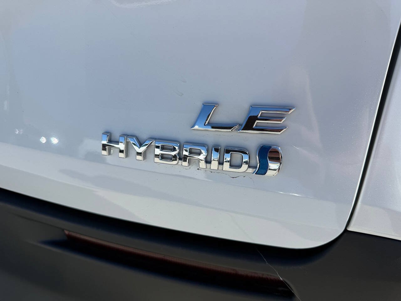 Used 2024 Toyota Sienna LE AWD/4WD image 9