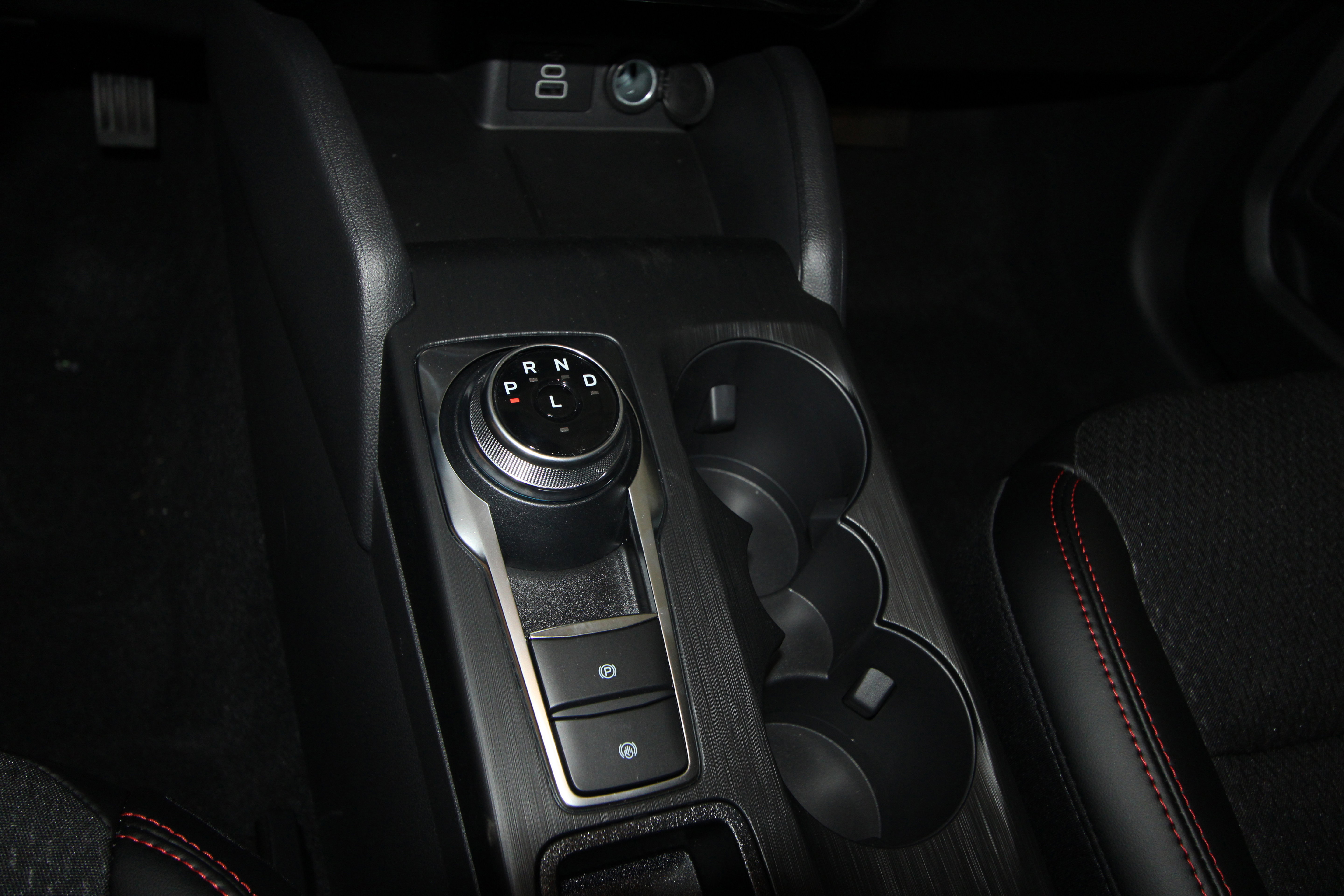 New 2026 Ford Escape ST-Line Select image 15