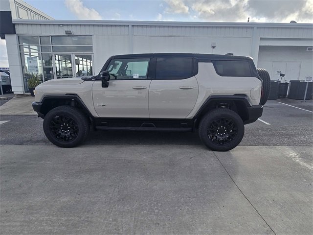 New 2026 GMC Hummer EV SUV image 8