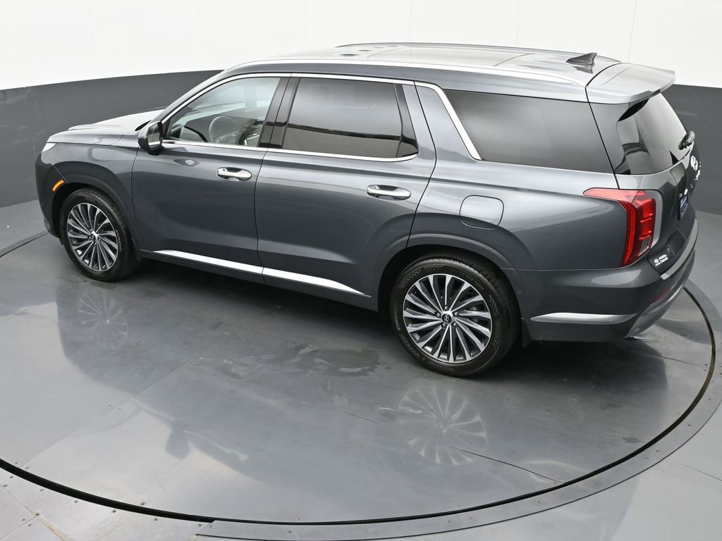 Used 2023 Hyundai Palisade Calligraphy w/ Cargo Package image 40
