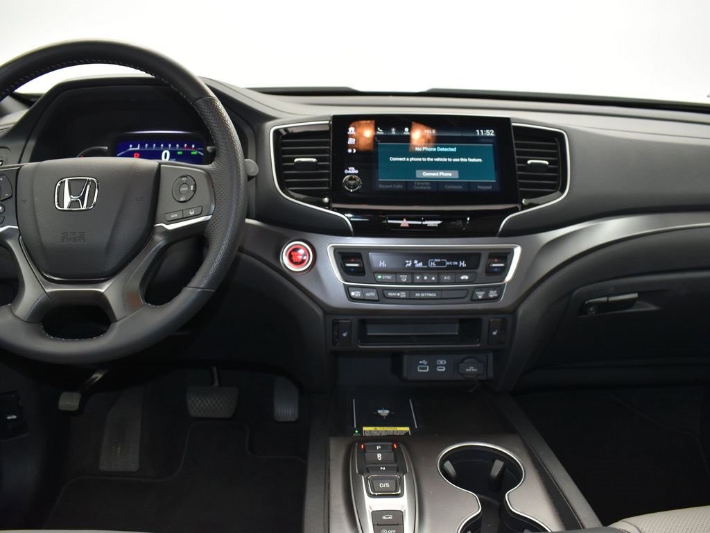 Used 2025 Honda Passport EX-L image 19