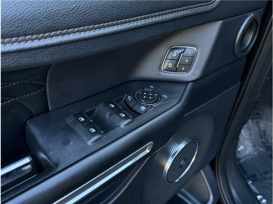 Used 2019 Ford Expedition Max Platinum AWD/4WD image 15