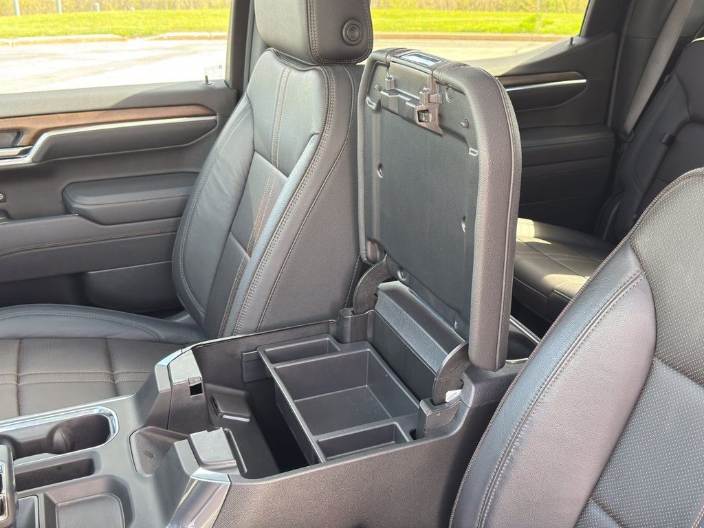 Used 2025 Chevrolet Silverado 1500 High Country w/ High Country Premium Package AWD/4WD image 21