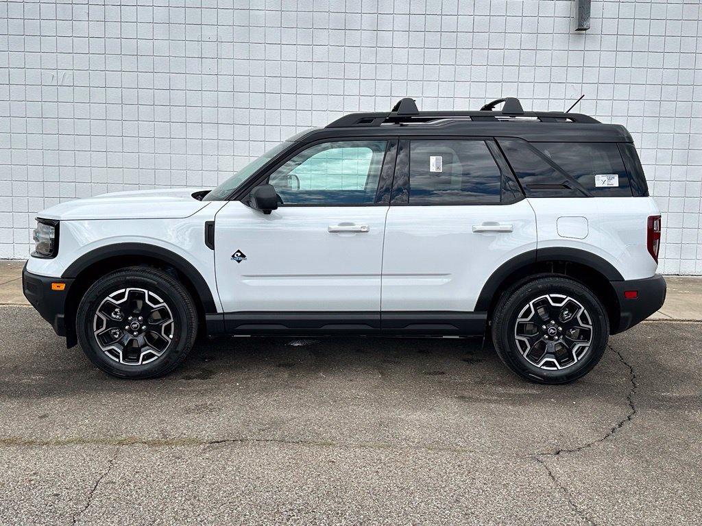 New 2026 Ford Bronco Sport Outer Banks w/ Outer Banks Tech Package+ AWD/4WD image 2