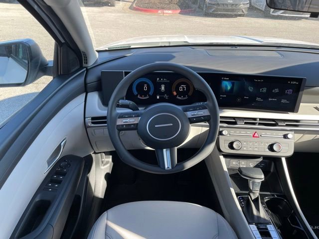 New 2025 Hyundai Tucson SE image 24