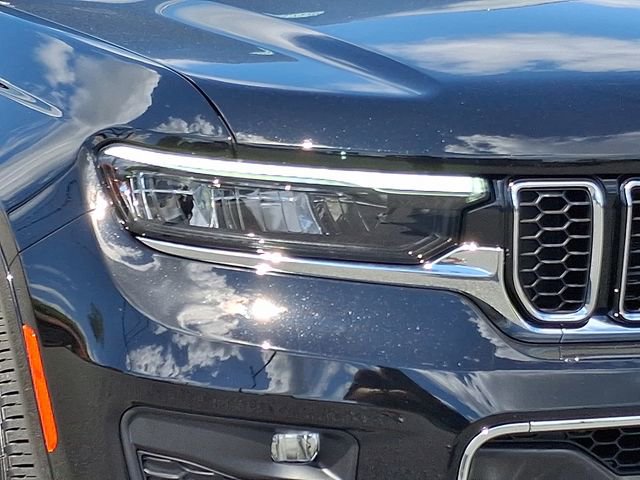 New 2025 Jeep Grand Cherokee L Overland w/ Luxury Tech Group IV image 7