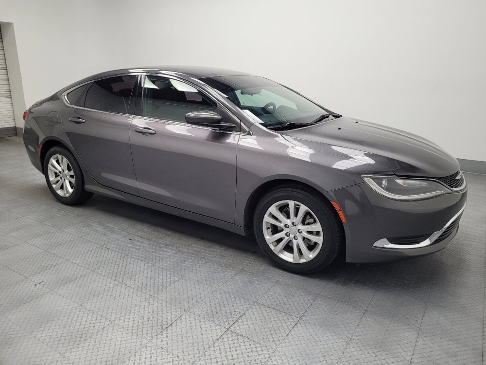 Used 2015 Chrysler 200 Limited FWD image 11