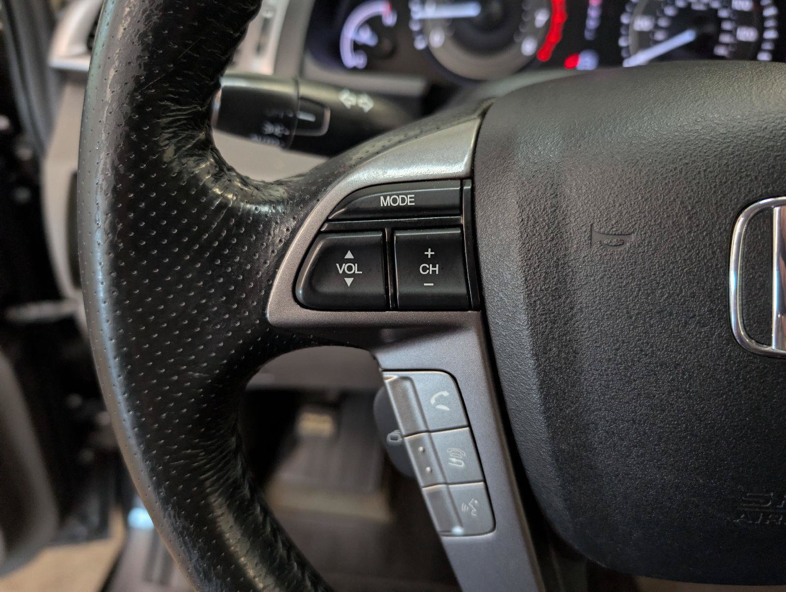Used 2015 Honda Odyssey EX-L image 22